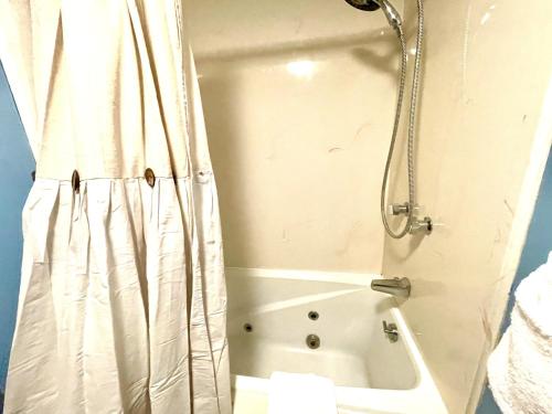 Forest view 2 bed bath condo on Lake Ouachita, Mount Ida (foto 5)