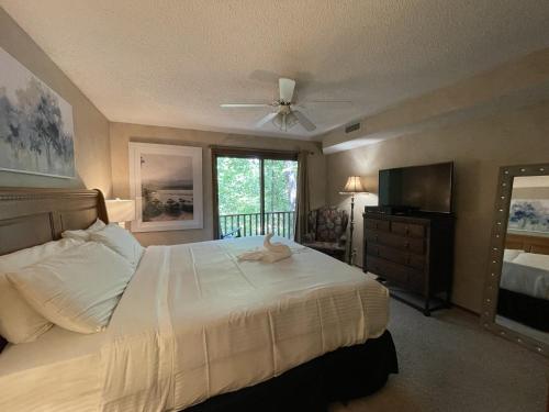 Forest view 2 bed bath condo on Lake Ouachita, Mount Ida (foto 10)