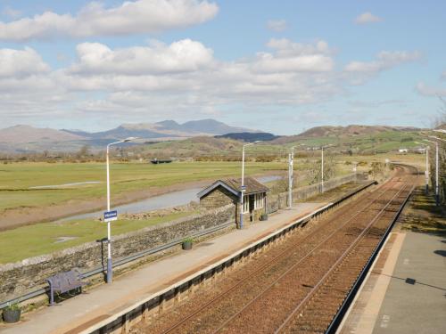 Station View