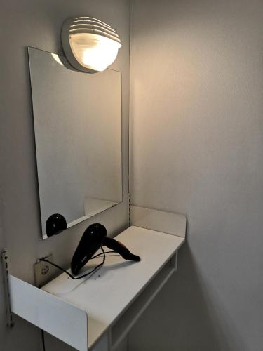 Triple Room with Shared Bathroom image 10