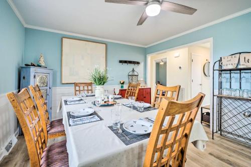 Cozy Wilmington Vacation Rental 10 Mi to Beach! in Myrtle Grove