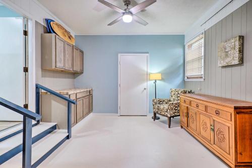 Cozy Wilmington Vacation Rental 10 Mi to Beach! in Myrtle Grove