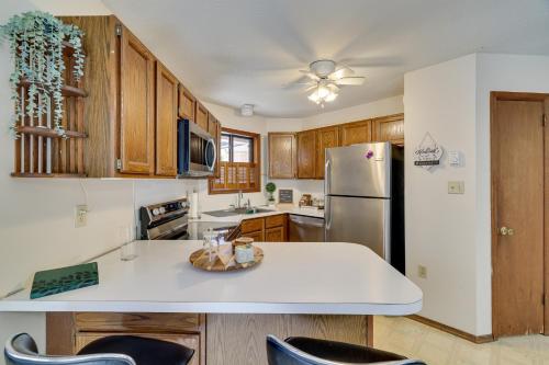 Pocono Summit Vacation Rental with Grill and Fire Pits in Pocono Summit, USA