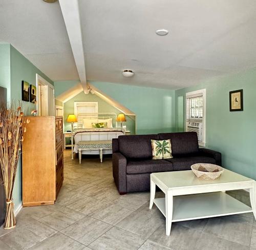 Westwinds Inn - image 5