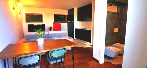 Cosy penthouse loft with stunning view, Rome