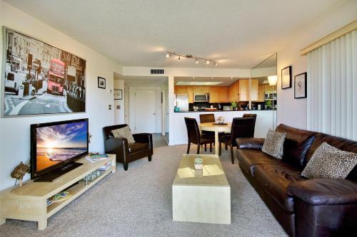 Lands End 1-402 Bay Front - Premier in St Pete Beach, USA
