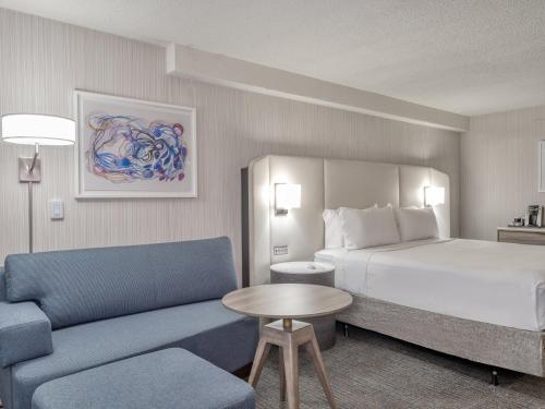 Crowne Plaza Hotel Indianapolis Airport an IHG Hotel - image 11