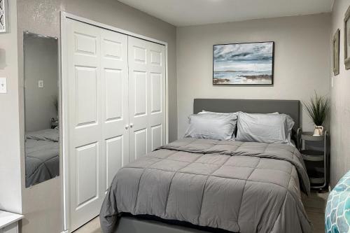 Blue Lagoon - Unit B in Tampa, USA