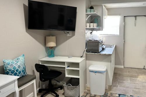 Blue Lagoon - Unit B in Tampa, USA