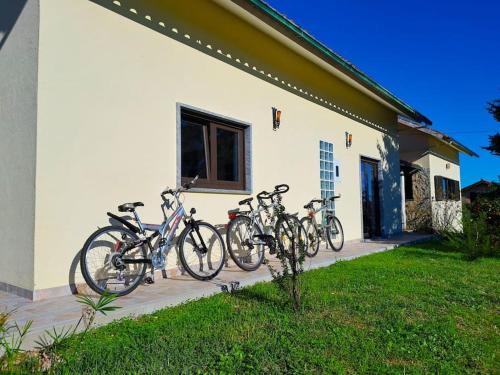 Private Pool & House - Serenity Villa in Moita Santa De Baixo