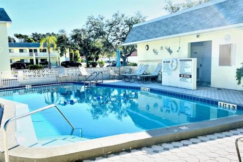 Siesta Key Condo Heated Pool Newly Renovated in Sarasota, USA