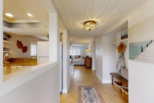 Siesta Key Condo Heated Pool Newly Renovated in Sarasota, USA