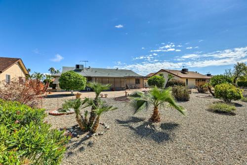 Less Than 1 Mi to Golf Home with Screened Porch in Sun City in Sun City