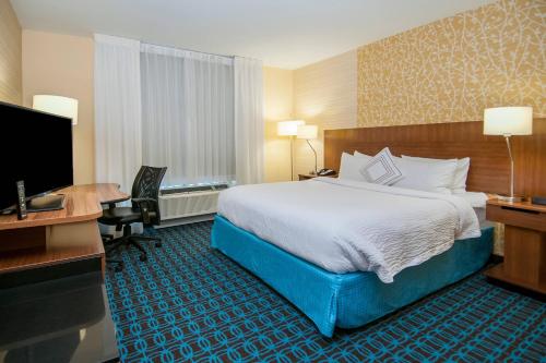 Fairfield Inn & Suites by Marriott Dallas Plano North - image 8