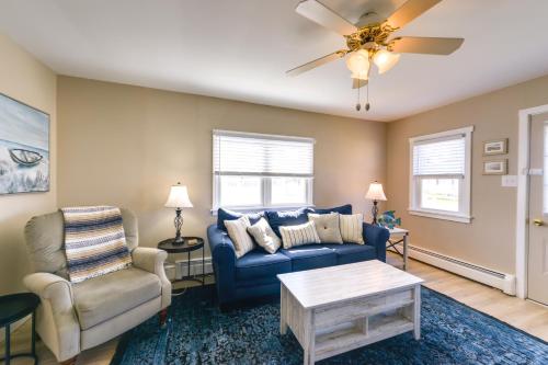 Cozy Villas Cottage with Deck, half Block to Beach! in Villas, USA