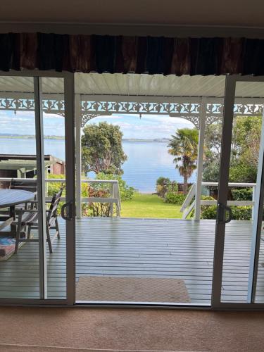 Tamaterau Seaview House in Whangarei in Tamaterau