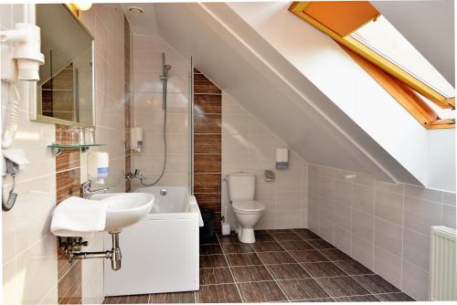 Superior Double Room image 5