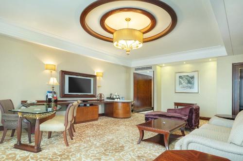 Regal Palace Hotel Room Type - Executive King Room