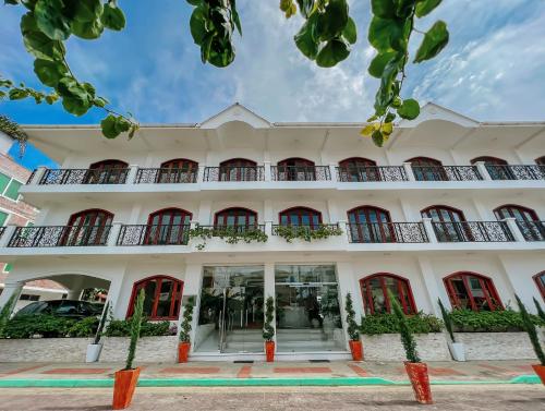外部景觀, Montañablu Hotel in 蒙塔尼塔