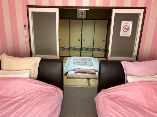 Three-Bedroom House image 10