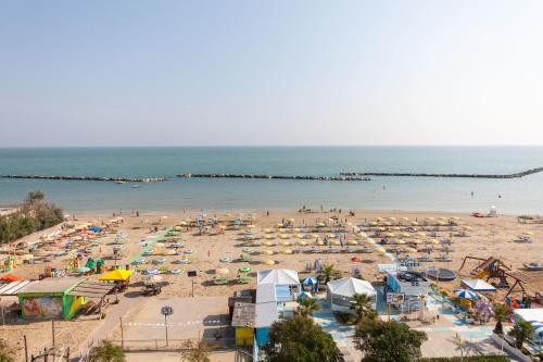Hotel Palos - image 10