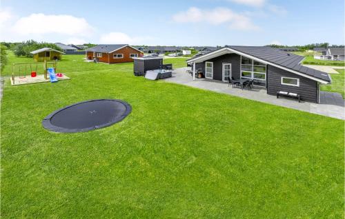  Cozy Home In Tarm With Sauna in 6880 Tarm
