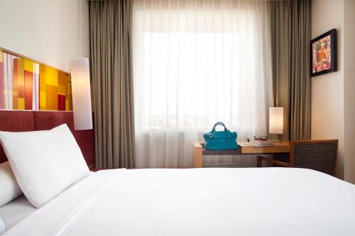 ibis Styles Solo Room Type - Standard Queen Room