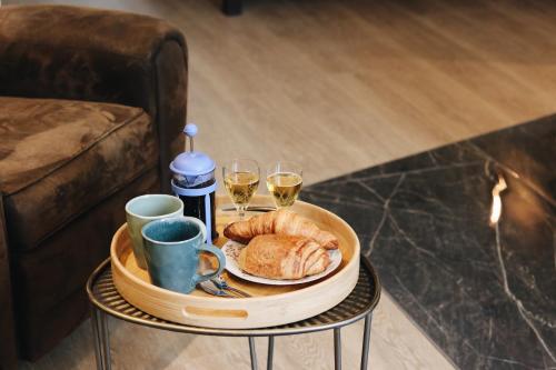 อาหารและเครื่องดื่ม, Domaine Labouroume in ซาลี-เดอ-เบอาร์