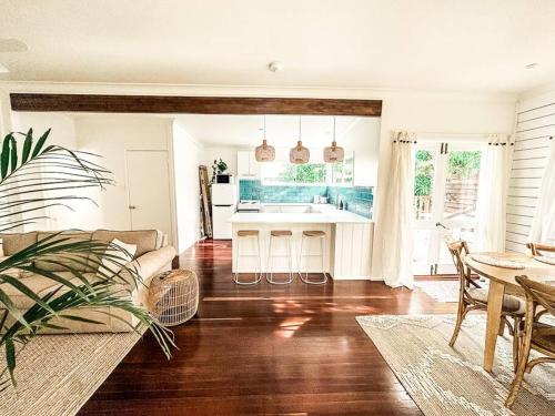 B&B Yeppoon - Mango Villa - Bed and Breakfast Yeppoon