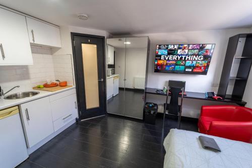 STAY SA Spacious studios next to UOB and 10min to the City!, Birmingham (zdjęcie 7)