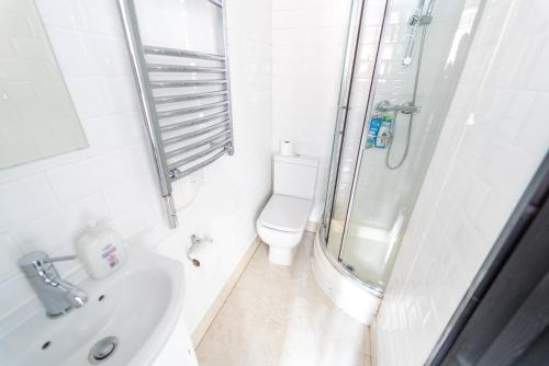 STAY SA Spacious studios next to UOB and 10min to the City!, Birmingham (zdjęcie 8)