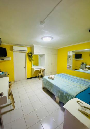 room detail thumbnail 0