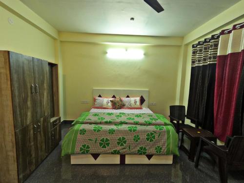 1 queen bed