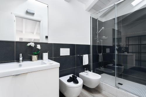 Opera Residence - image 13