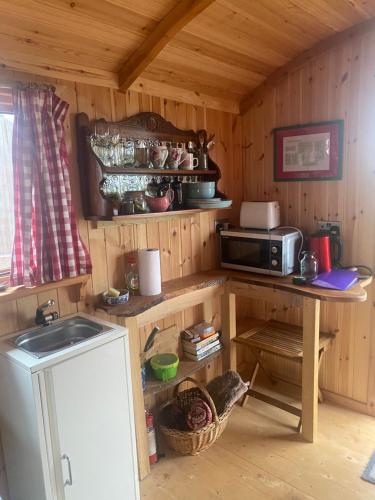 Granny’s Hut in Торнхілл