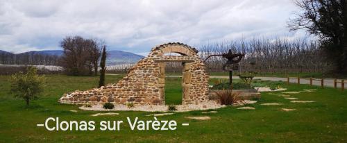 Közeli látványosságok, comme à la maison (comme a la maison) in Clonas-sur-Vareze (Rhone-Alpes)