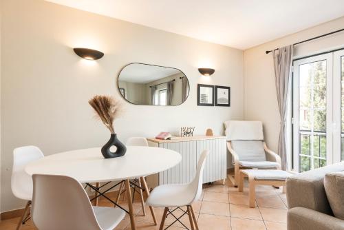 Old Village & Prestige - image 10