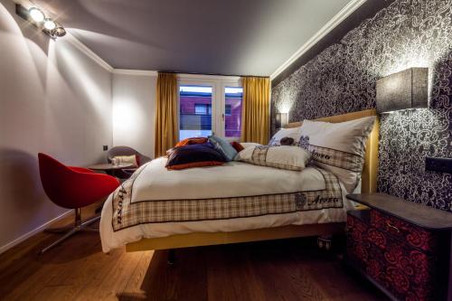 Home Hotel Arosa - image 10