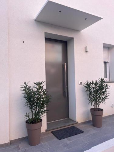 Two-Bedroom Apartment image 4