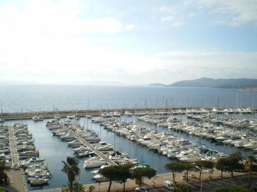 Appartement Le Lavandou, 3 pièces, 4 personnes - FR-1-308-25 - Location saisonnière - Le Lavandou