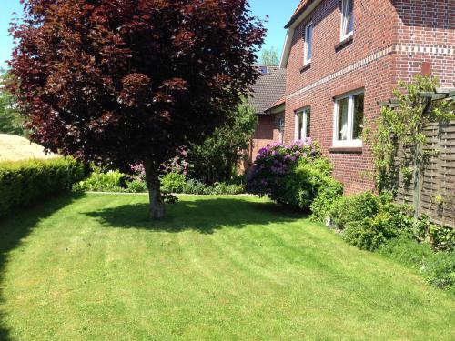 外部景觀, Ferienwohnung Gosch am Luhedeich in 格呂嫩代