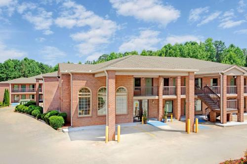 Super 8 by Wyndham Acworth/Atlanta Area - Hotel - Acworth