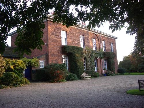 Glebe House Muston - Accommodation