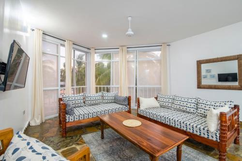 Westeinfield Beach Front - One Bedroom Apartment
