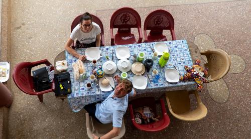 設施, Sign of Silence Hostel in 庫馬西