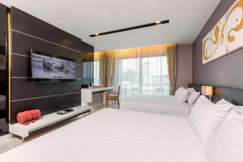 room detail thumbnail 0