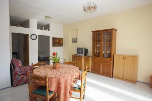 Two-Bedroom Apartment image 1