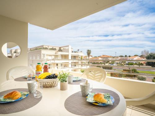 Apartment Les Néréides by Interhome - Location saisonnière - Canet-en-Roussillon