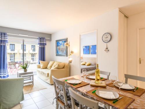 Apartment Le Palma by Interhome