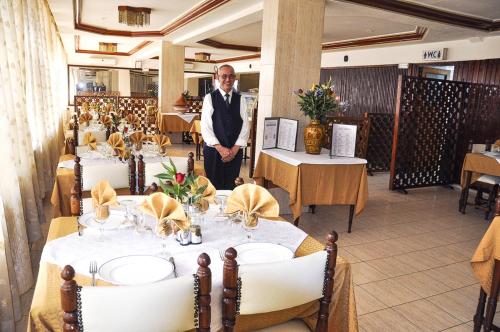 Restaurant, Hotel Sindibad in Talborjt